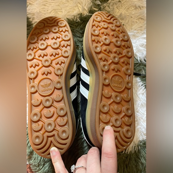 NWT Adidas Gazelle Bold Stackforms - Picture 15 of 16